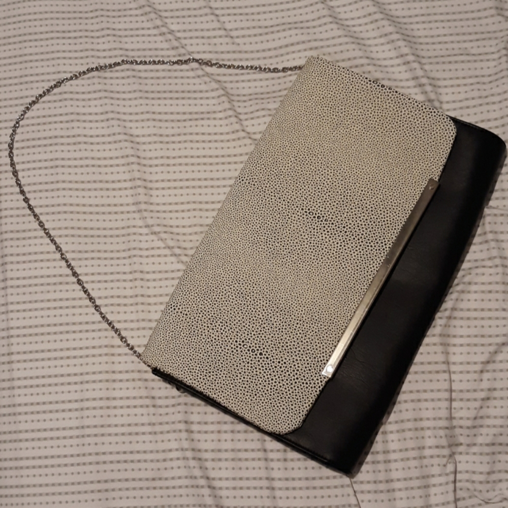 Limited Edition Target Clutch